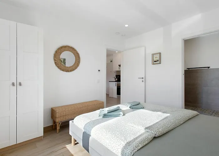 Drop In Apartment