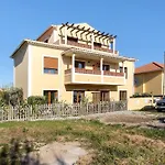 Διαμέρισμα Drop In