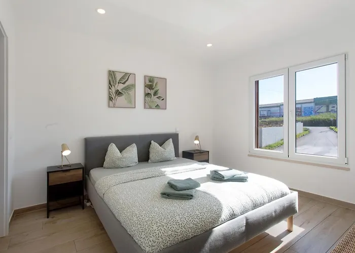 Apartment Drop In *