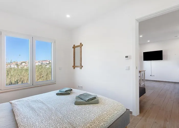 Apartment Drop In *